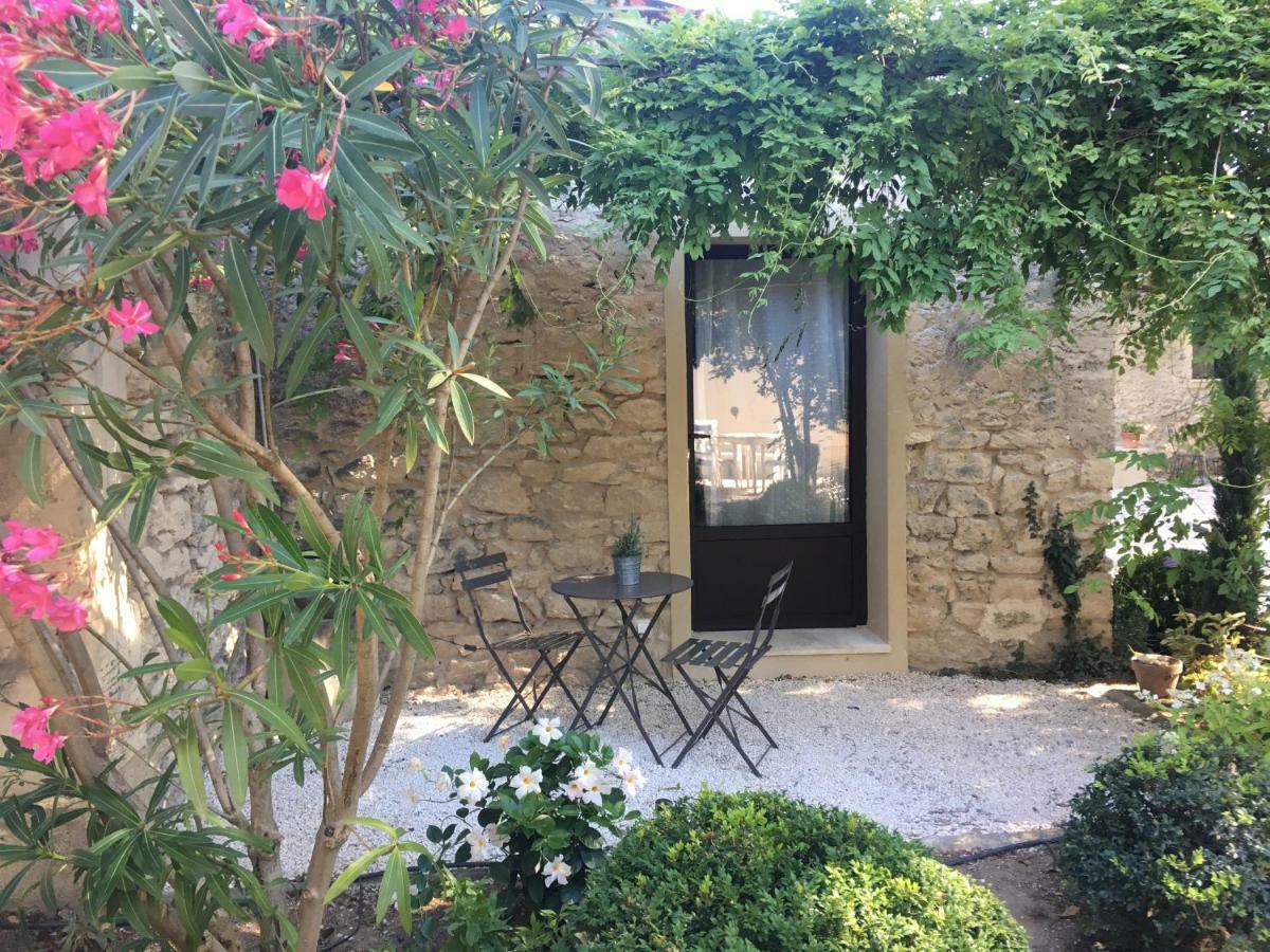 La Bastide des Songes - Demeure d'hôtes Robion en Luberon Exterior foto